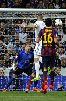 Al 20' pari Real: lo firma Benzema di testa su cross di Di Maria. Afp